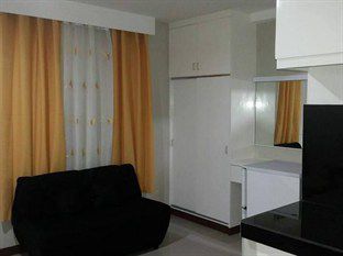 Big M Condotel Las Piñas Exterior foto