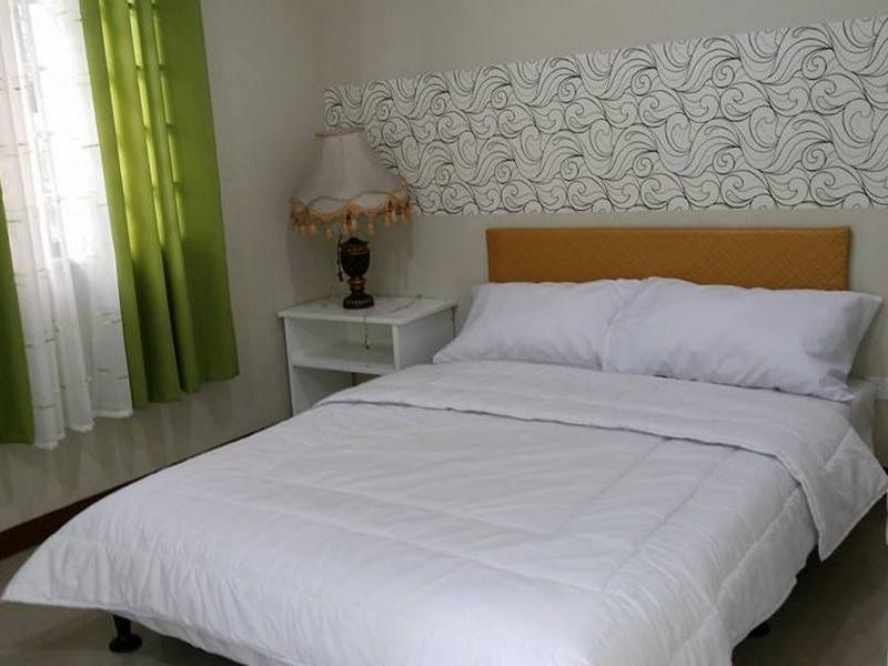 Big M Condotel Las Piñas Exterior foto